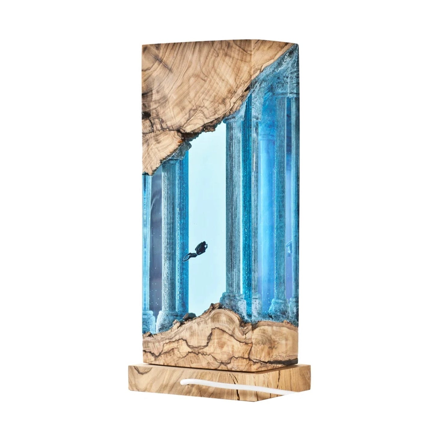 Divers Explore Ancient Ruins Undersea - High Quality Epoxy Resin Lamp - ArtFIGU