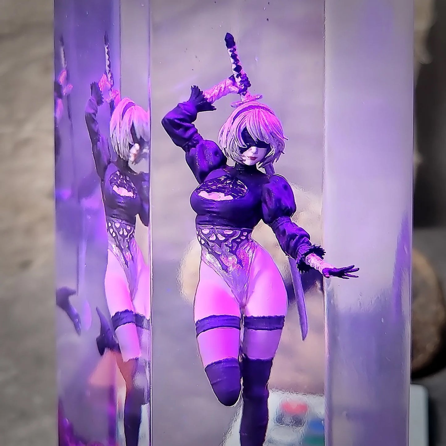 Nier Automata Diorama Epoxy Resin Lamp - ArtFIGU
