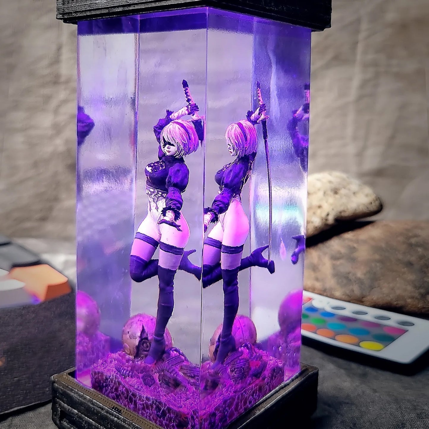 Nier Automata Diorama Epoxy Resin Lamp - ArtFIGU