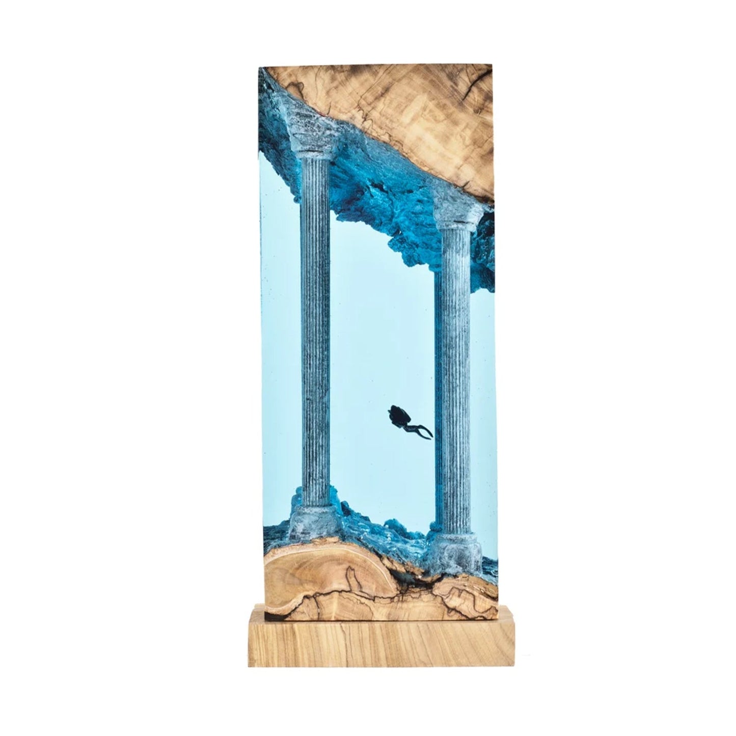 Divers Explore Ancient Ruins Undersea - High Quality Epoxy Resin Lamp - ArtFIGU