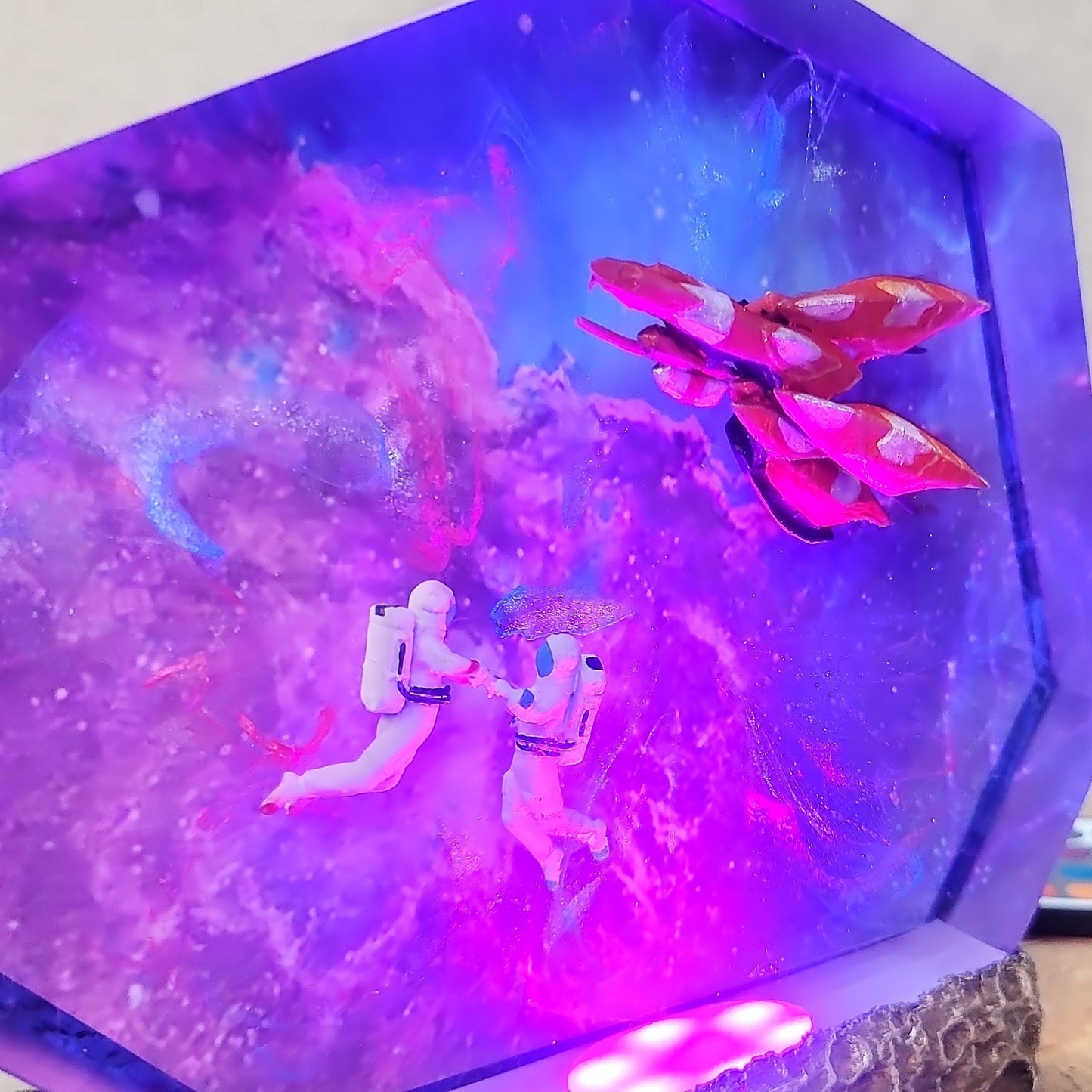 Ragnarok Final Fantasy VIII & Astronauts Galaxy Epoxy Resin Lamp - ArtFIGU