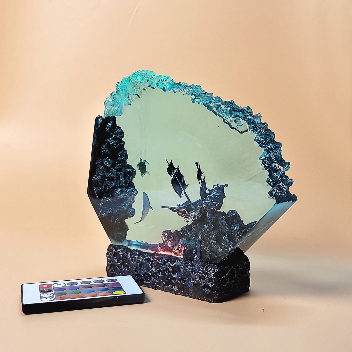 Shark Turtle Shipwreck Undersea Ocean Diorama Epoxy Resin Lamp - ArtFIGU