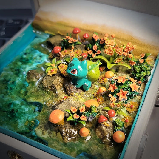 [DE] Pokemon Bulbasaur Fushigidane Island Diorama Treasure Mistery Box Gift Epoxy Resin, Night Light