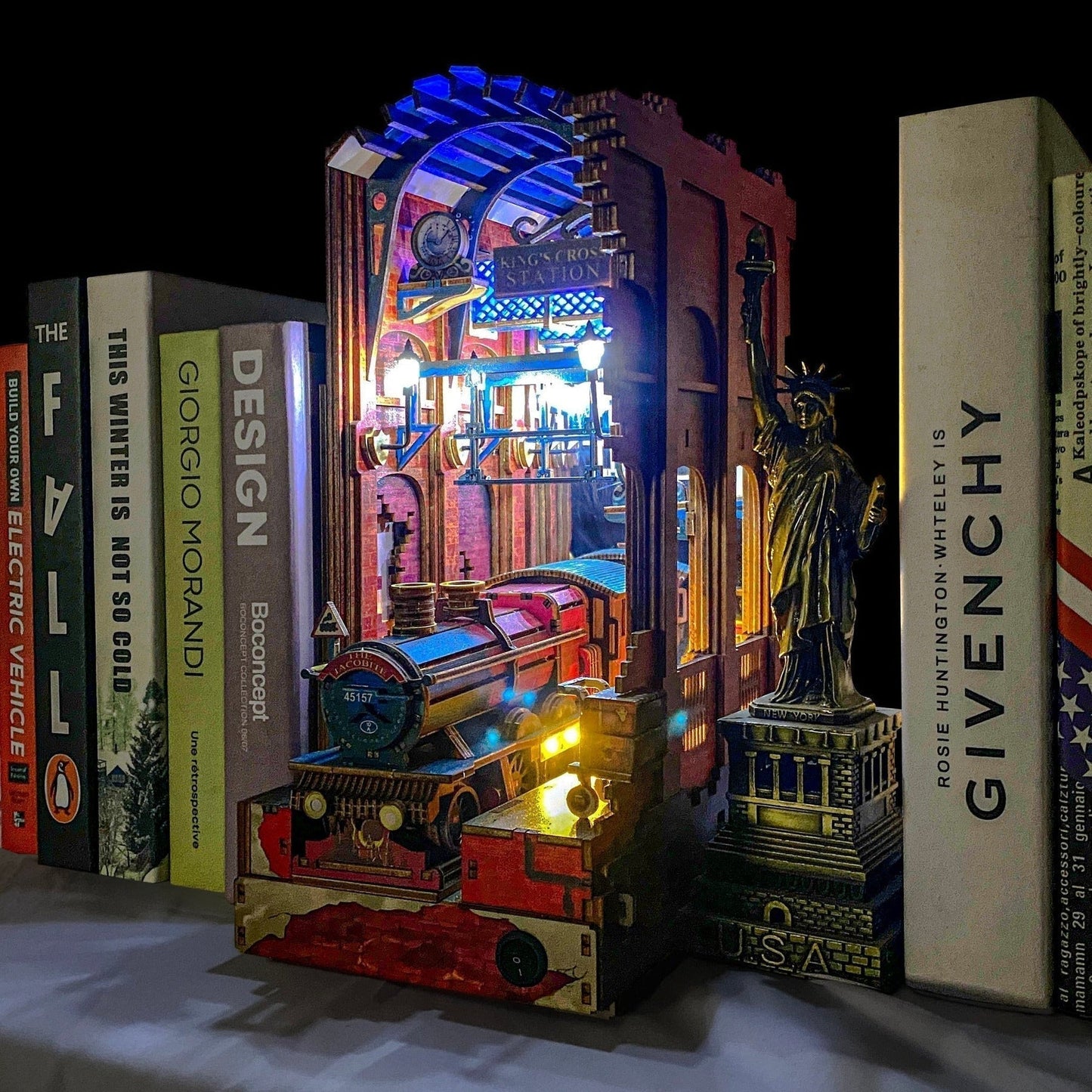 [DE] King's Cross Station (Platform 9 ¾) - Book Nook