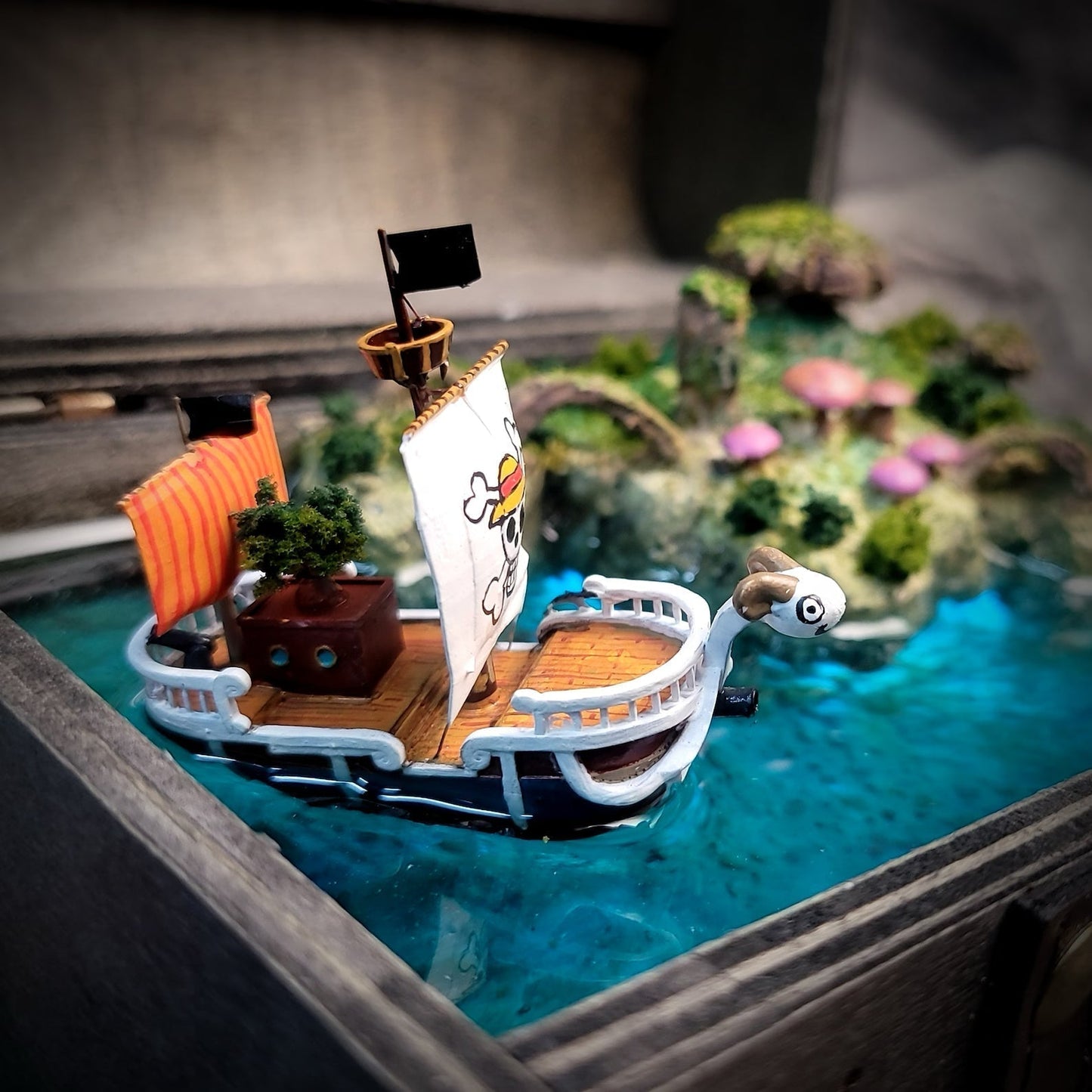 [DE] One Piece Sunny Pirates Going Merry Treasure Mistery Box Gift