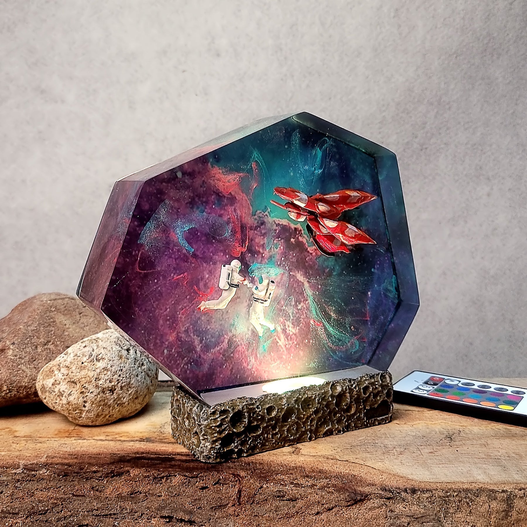 Ragnarok Final Fantasy VIII & Astronauts Galaxy Epoxy Resin Lamp - ArtFIGU