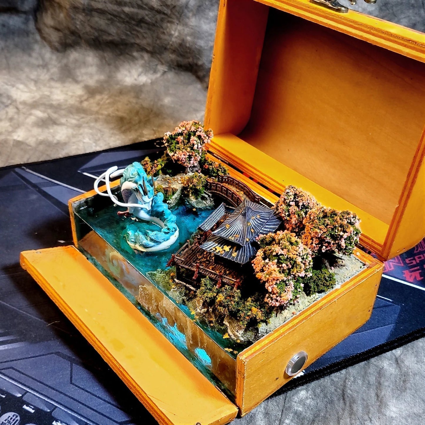 [DE] Dragon Haku Ghibli Japan Temp Diorama Treasure Mistery Box Gift