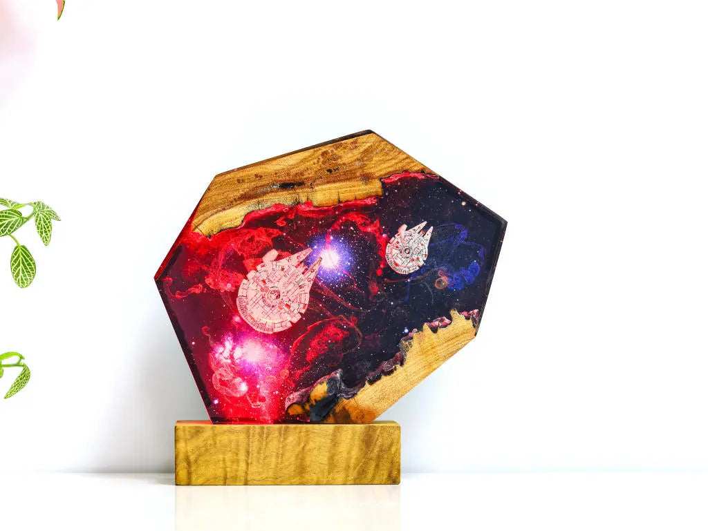 [DE] Universe Astronaut Moon Star Wars Millennium Falcon Galaxy Diorama