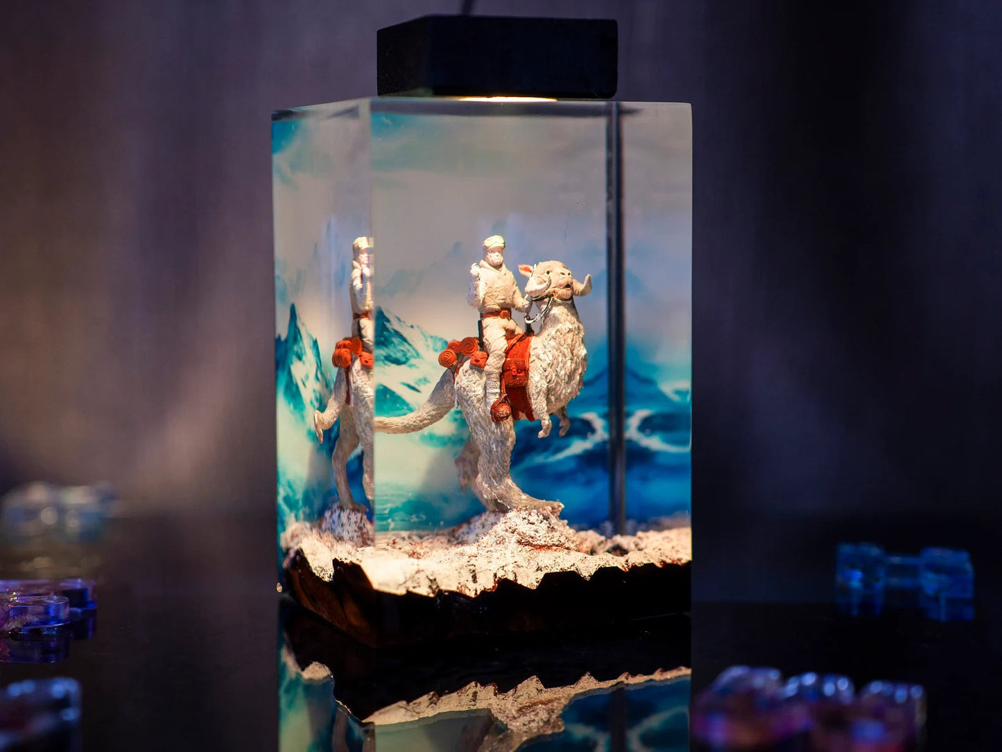 [DE] Star Wars Luke Skywalker Riding Tauntaun