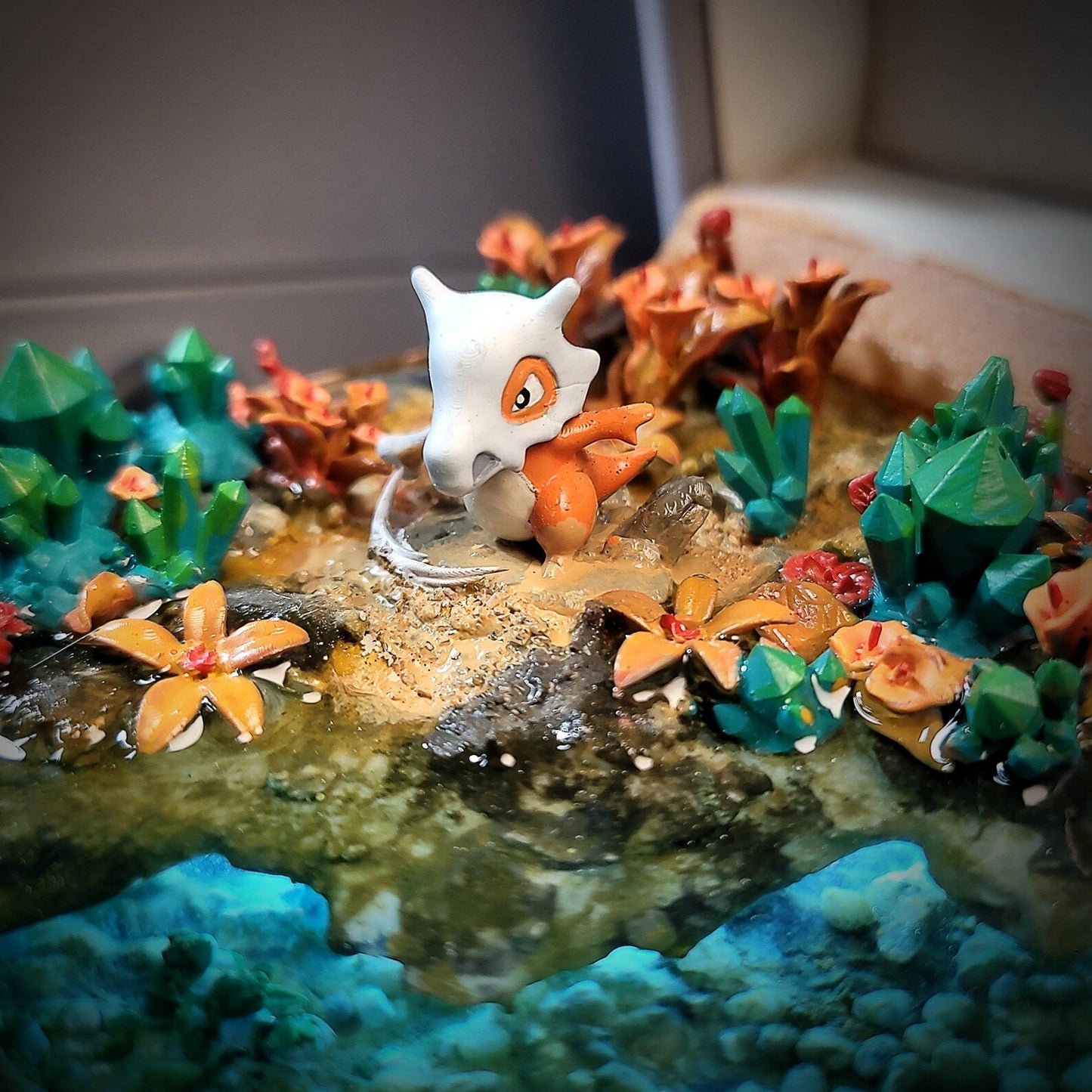 [DE] Pokemon Cubone Garagara Island Diorama Treasure Mistery Box Gift