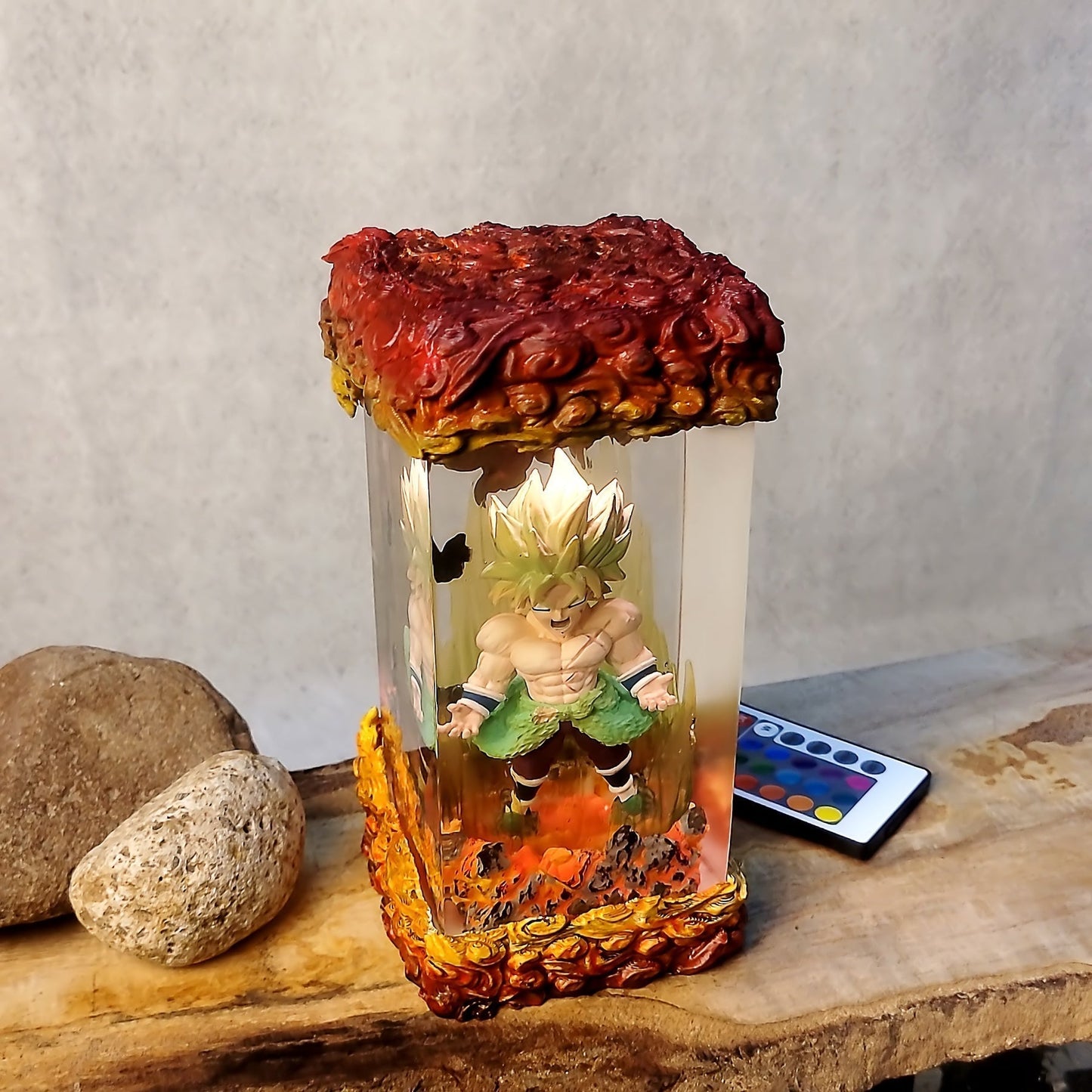 [DE] Dragon Ball Broly Chibi Diorama Wireless Lights