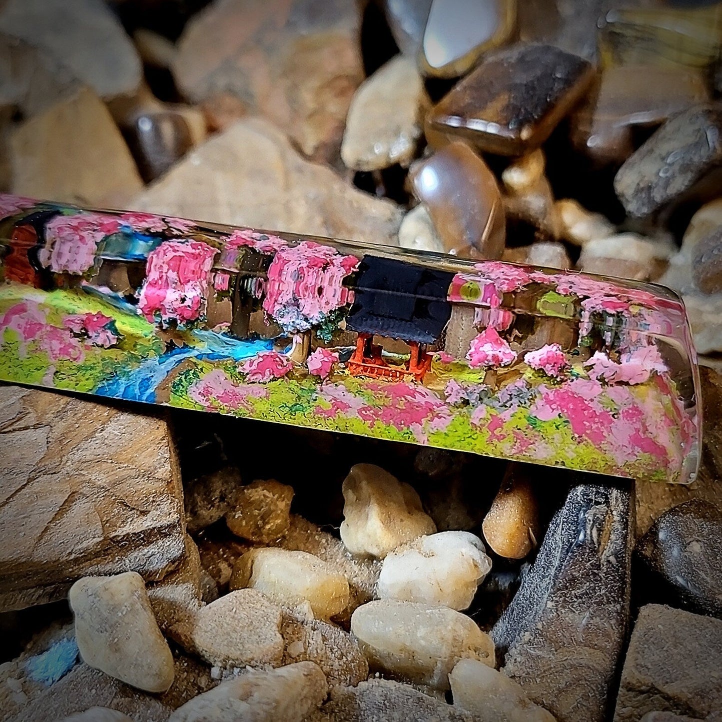 [DE] Torii Gate Japan Blossom Spacebar Artisan Keycaps Epoxy Resin