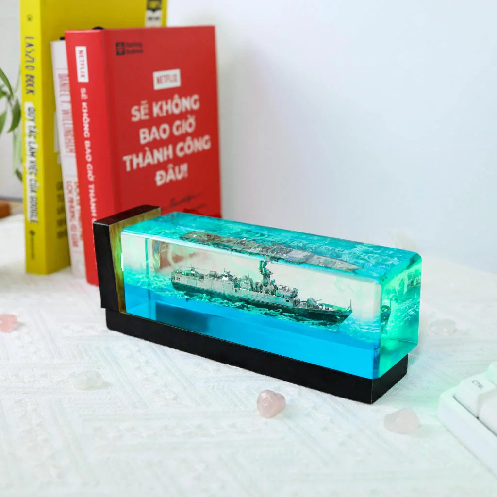 [DE] World of Warships Epoxy Resin Lamp, Night Light