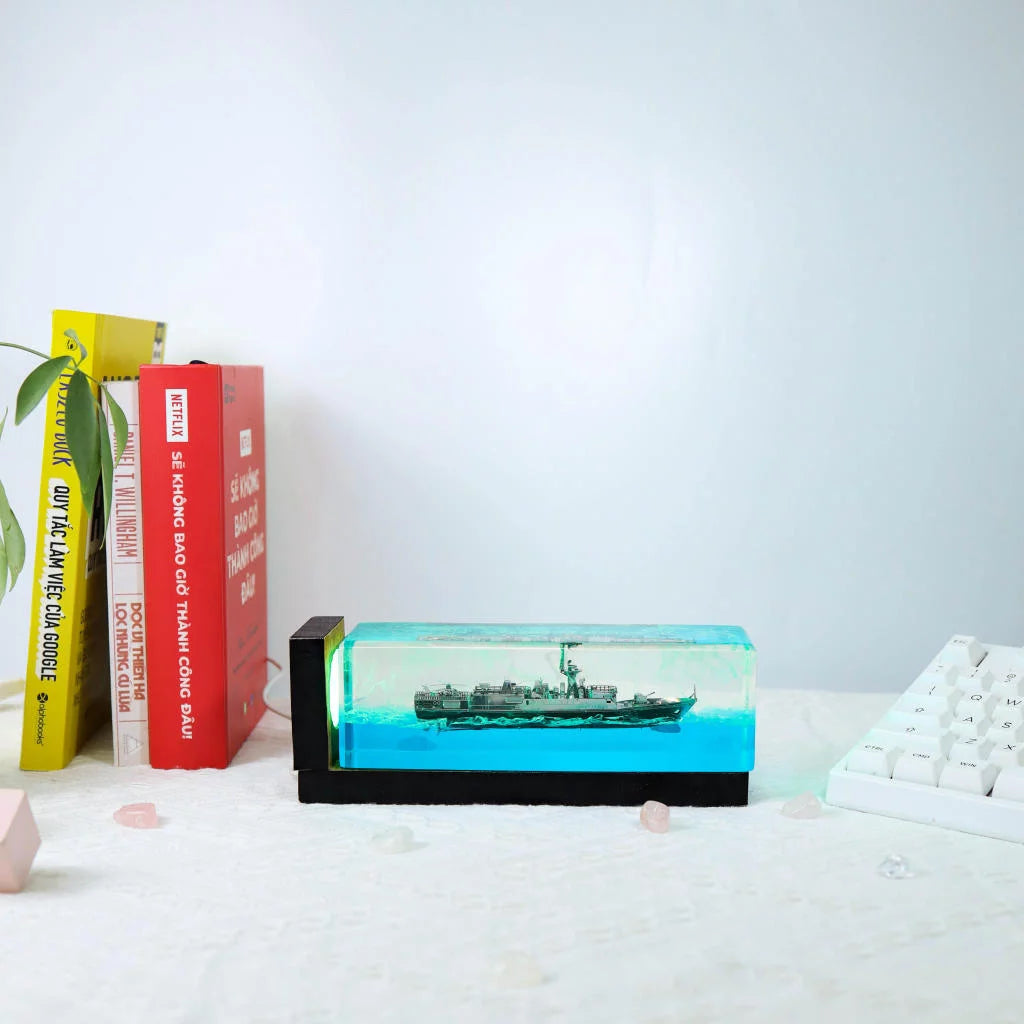 [DE] World of Warships Epoxy Resin Lamp, Night Light
