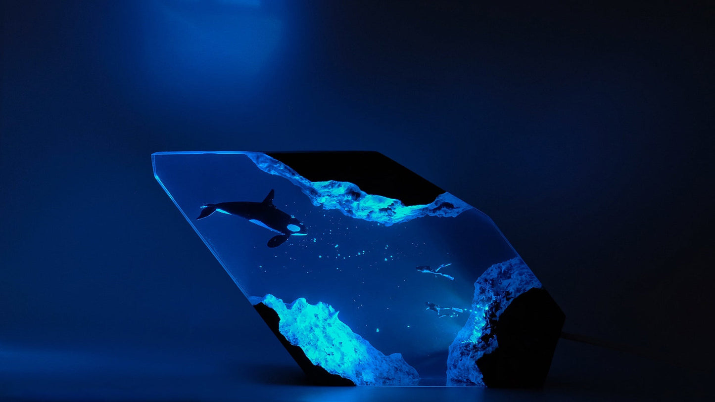 [DE] Orca & Divers - High Quality Epoxy Resin Lamp