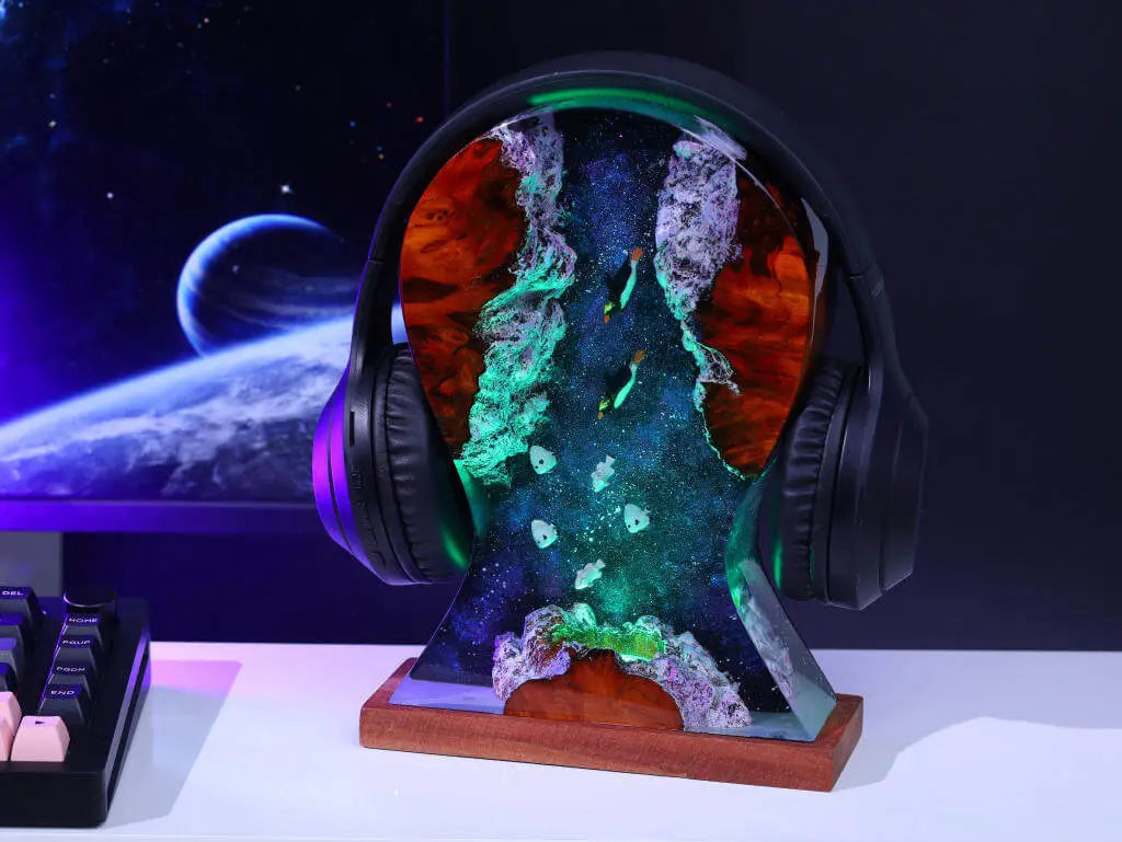 [DE] Penguin Headphone Stand Epoxy Resin Lamp, Night Light