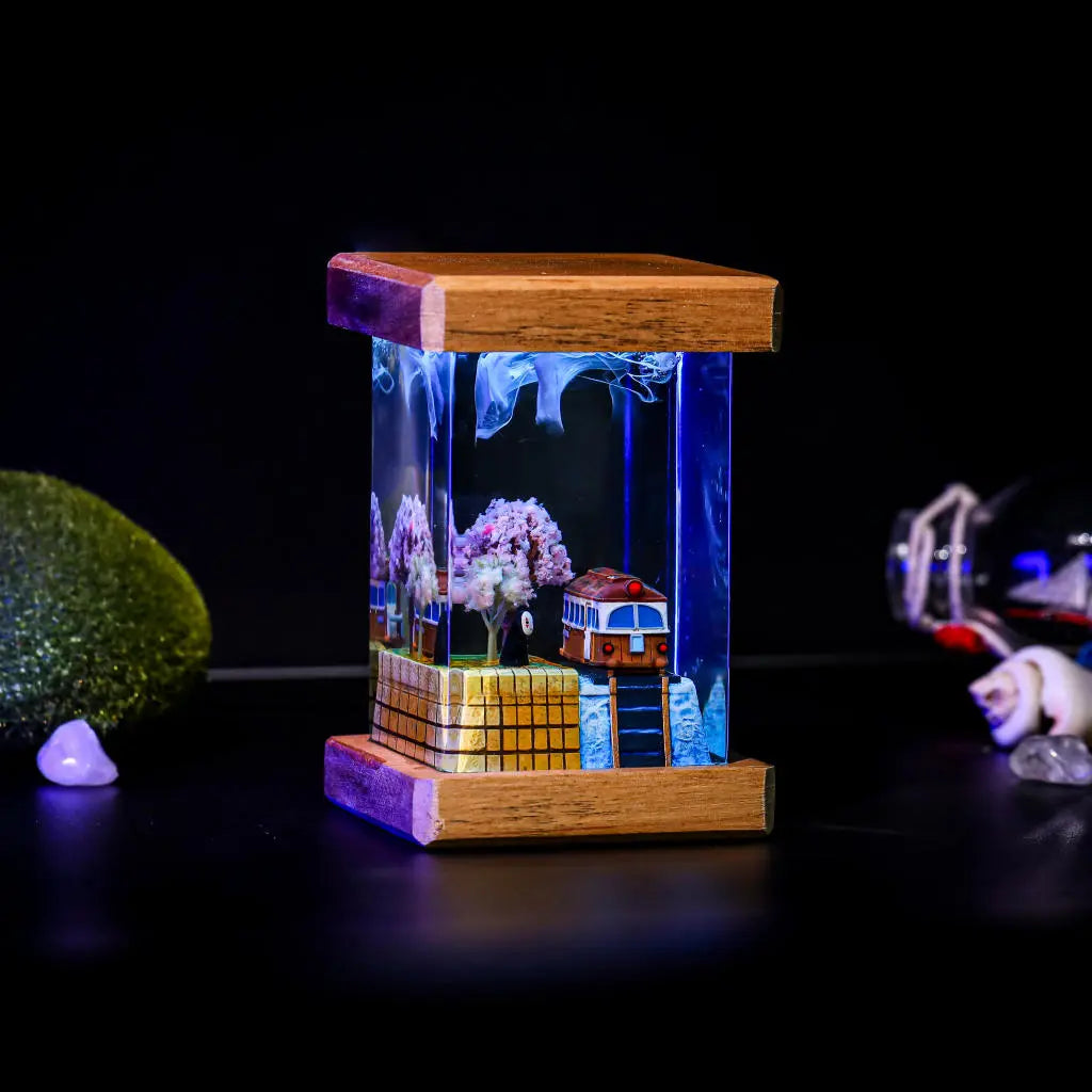 [DE] Spirited Away No Face Faceless Epoxy Resin Lamp, Night Light