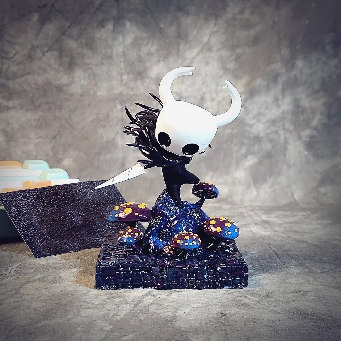 Hollow Knight Diorama Epoxy Resin Lamp - ArtFIGU