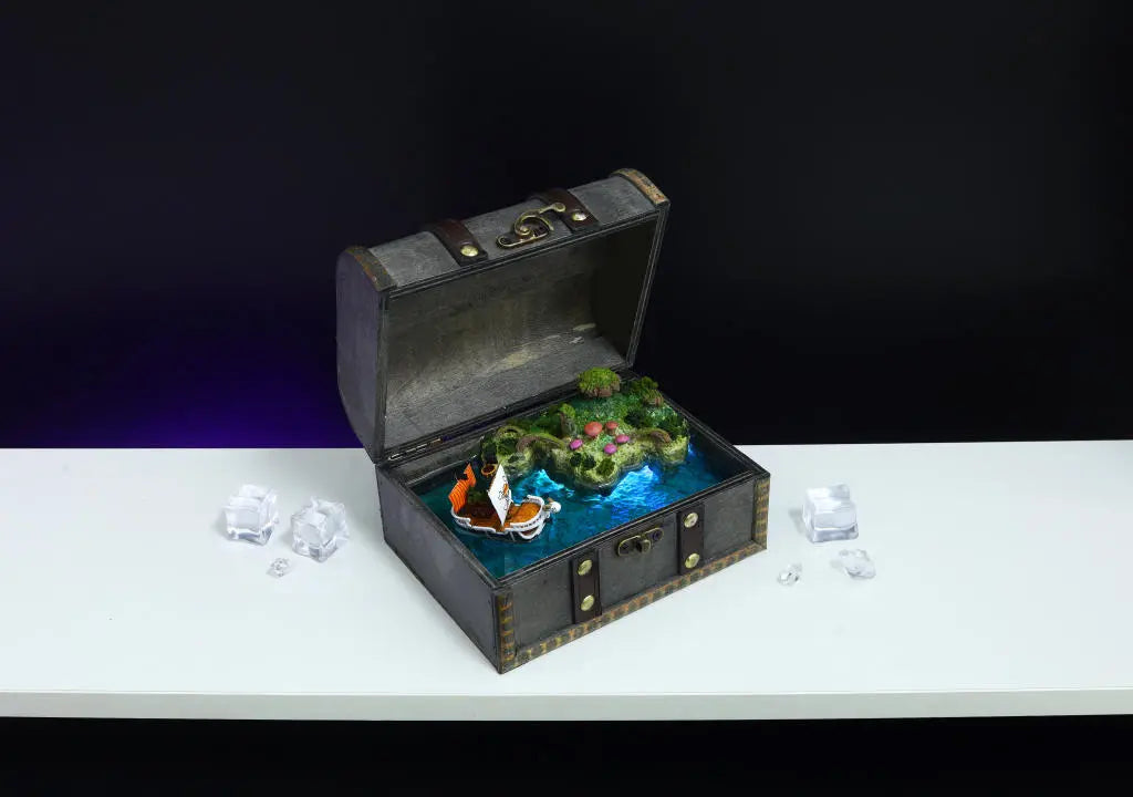 [DE] One Piece Going Merry Treasure Mistery Box Gift