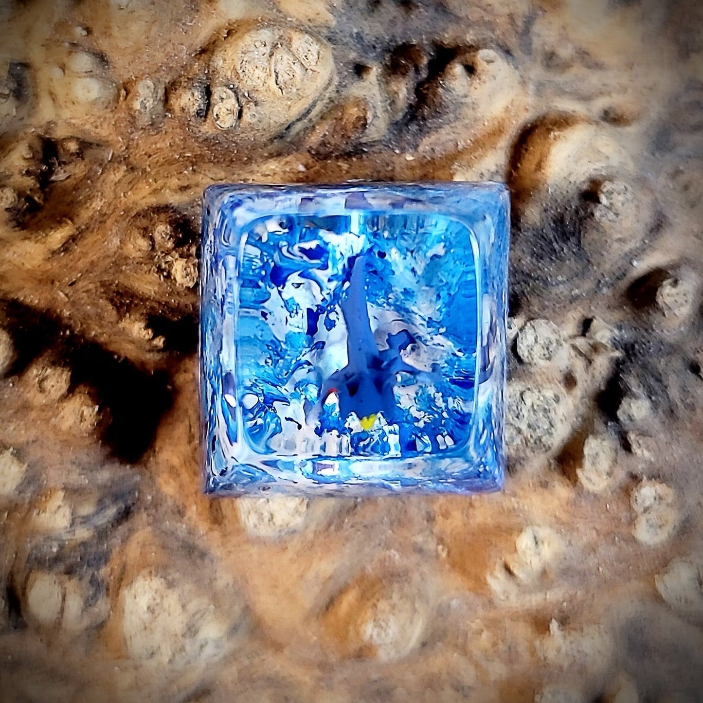 [DE] Pokemon Garchomp Artisan Keycaps