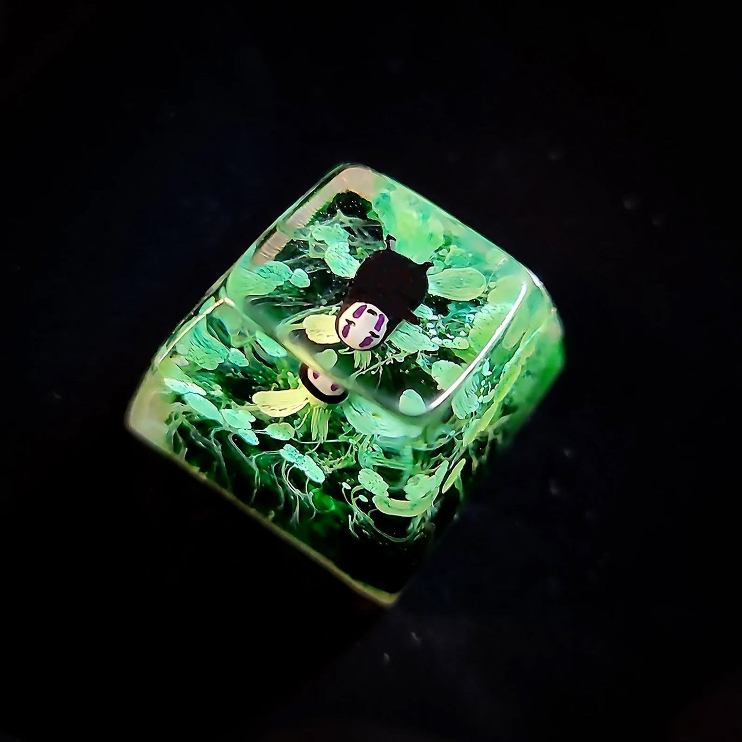 [DE] Spirited Away No Face Faceless Artisan Keycaps Epoxy Resin