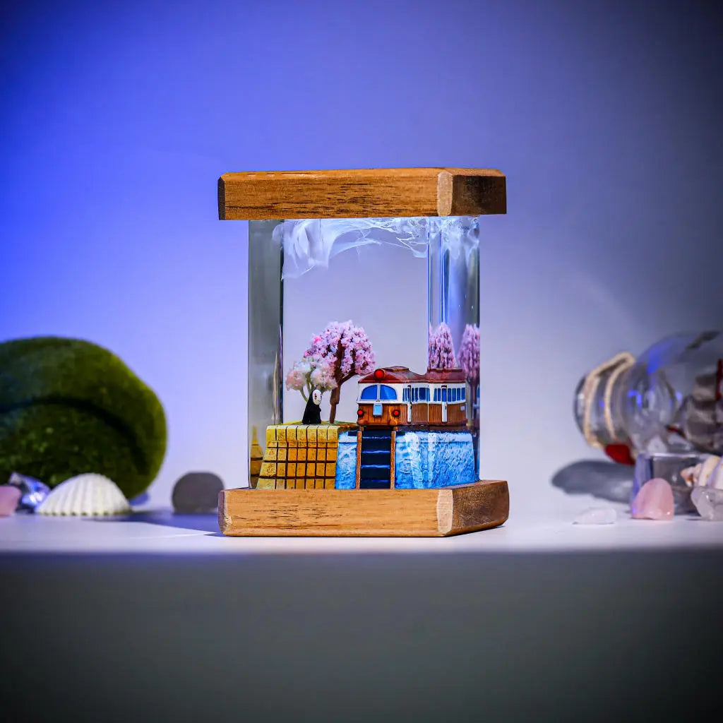 [DE] Spirited Away No Face Faceless Epoxy Resin Lamp, Night Light