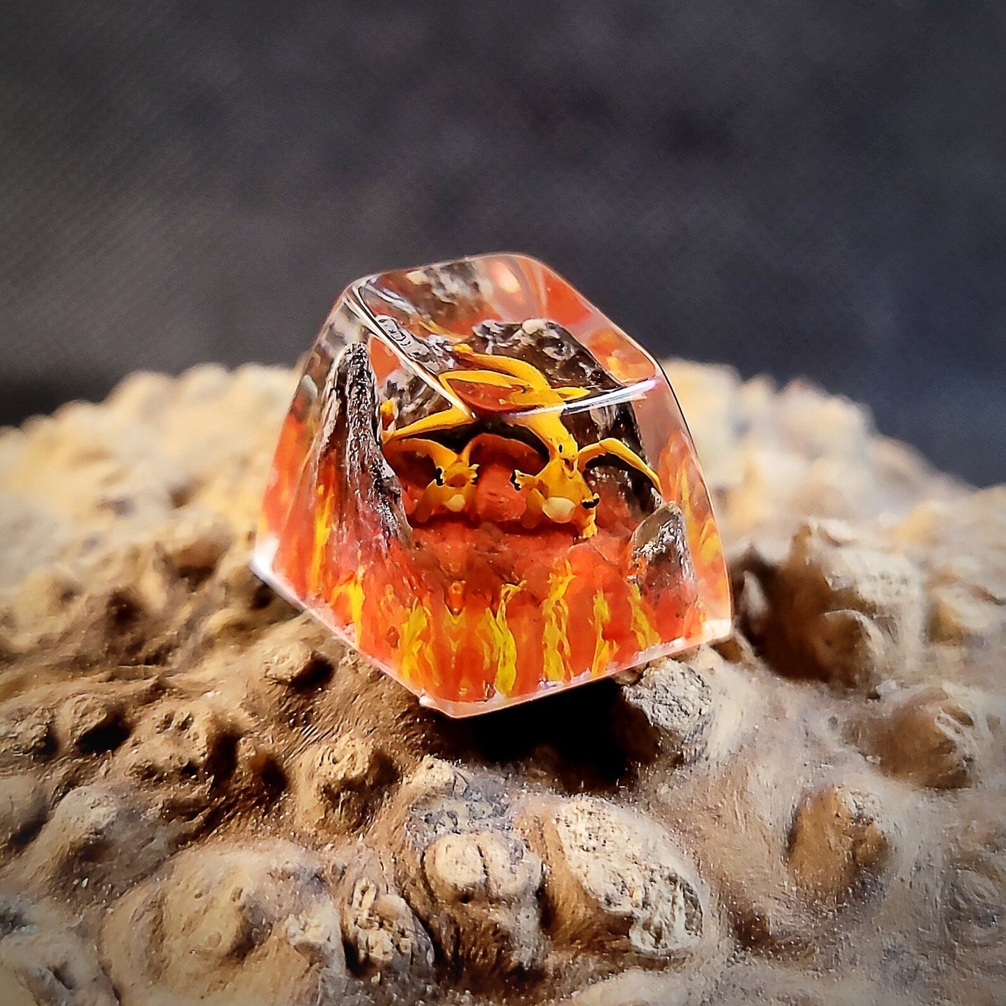 [DE] Pokemon Charizard 2.0 Artisan Keycaps